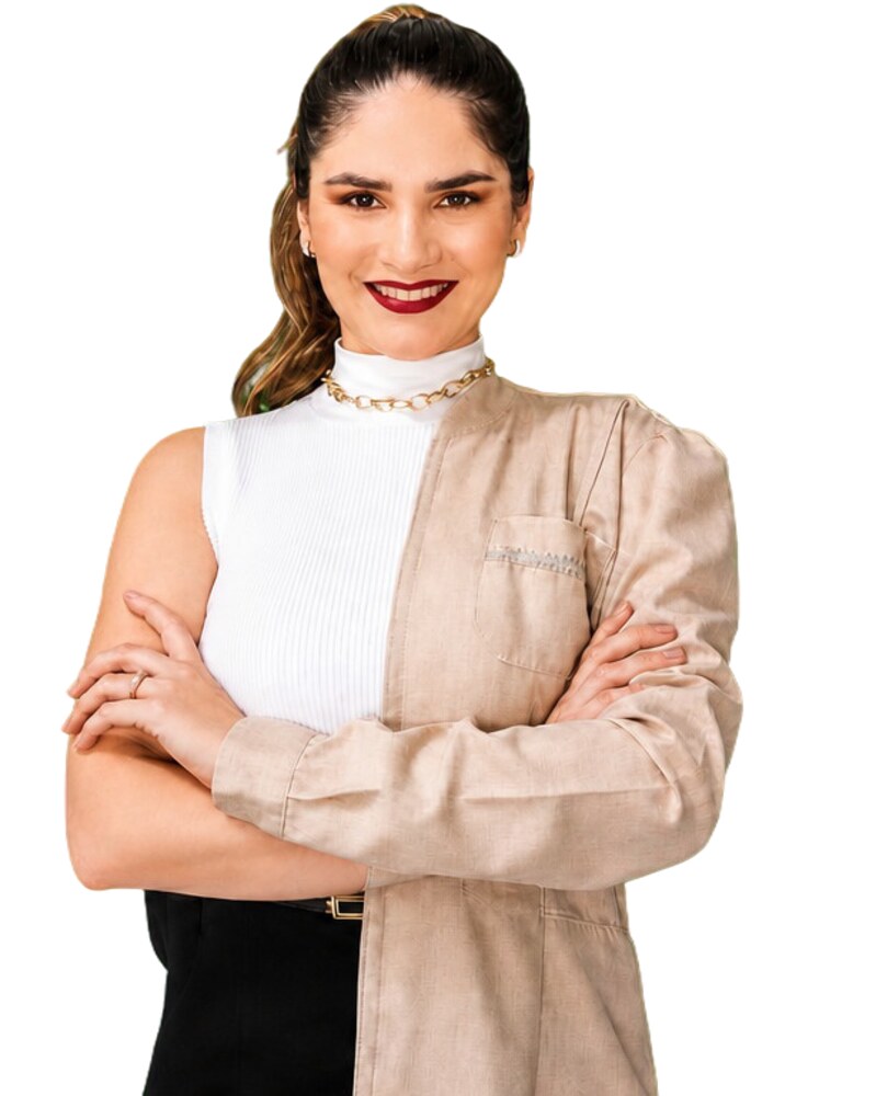 Sol Bernardi, esteticista especializada em limpeza de pele